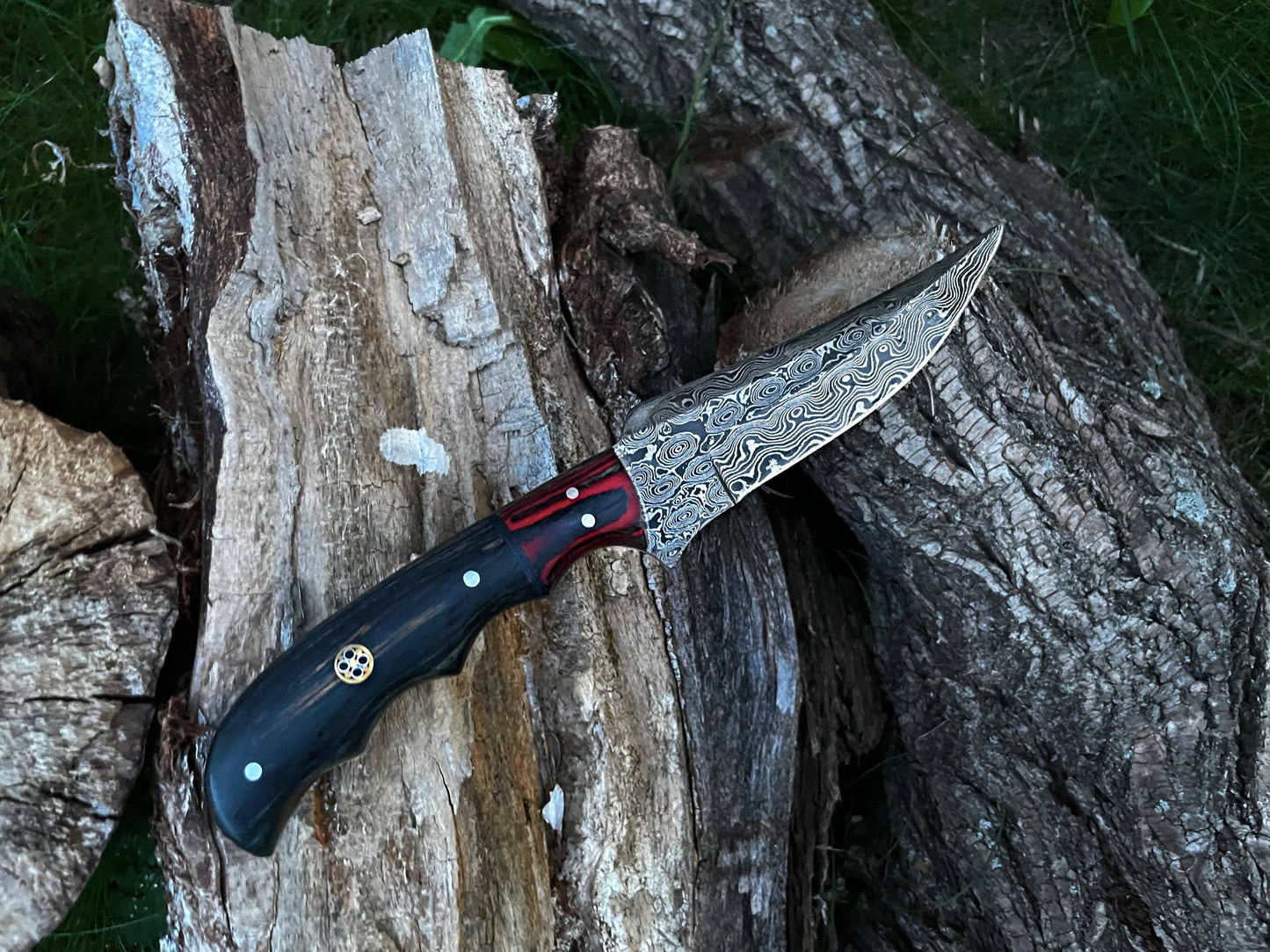 The Diamond wood Damascus Utility Companion TK-013